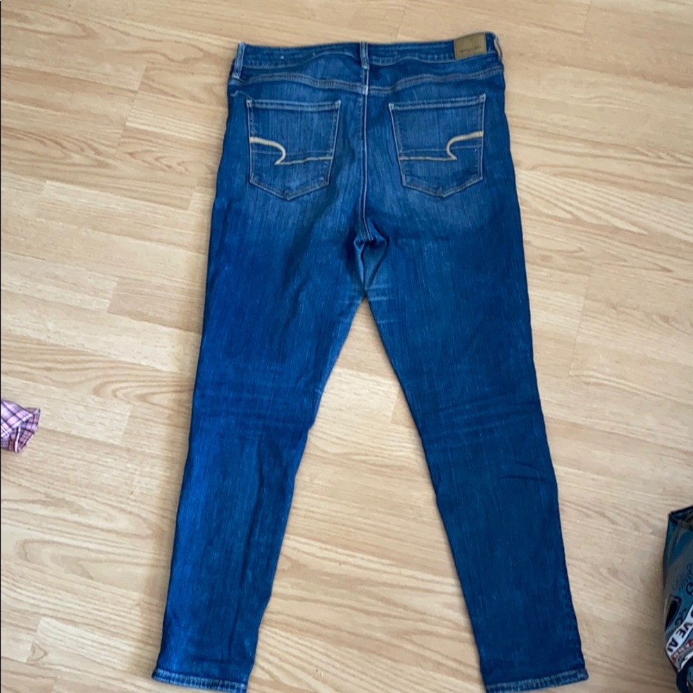 American Eagle High Waisted Jeans